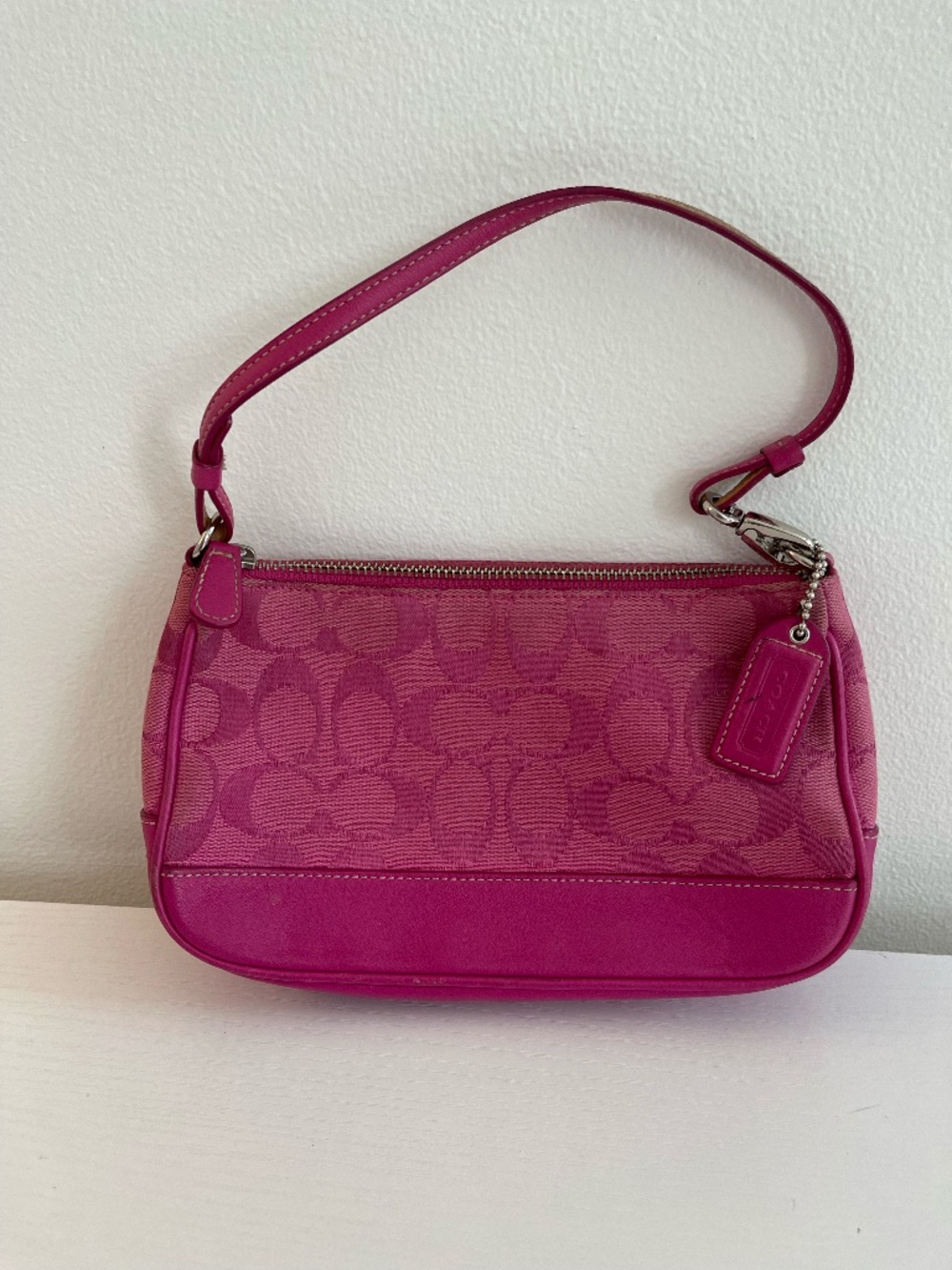 Vintage Y2K Coach Hot Pink Signature C Demi Baguette / Mini Pochette (No. 6094)